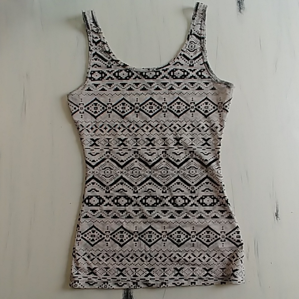 Aztec Print Tank Top - Picture 2 of 2